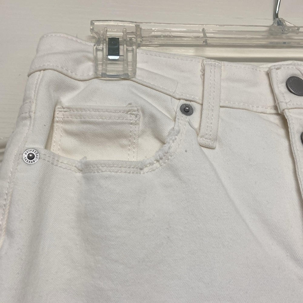Universal Thread High Rise Straight Crop Jeans - Picture 5 of 6